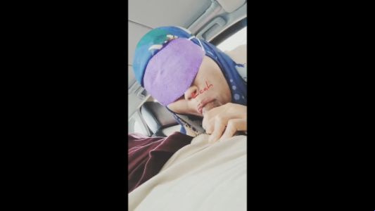 Tutupi matamu dan hisap penismu